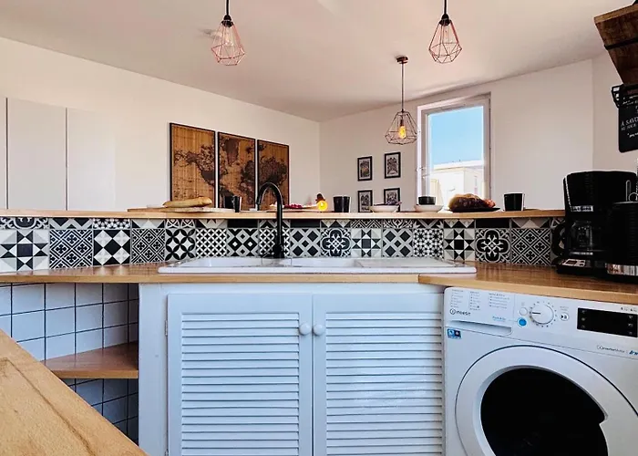 Appartement N1 Superbe à 2 Pas De La *